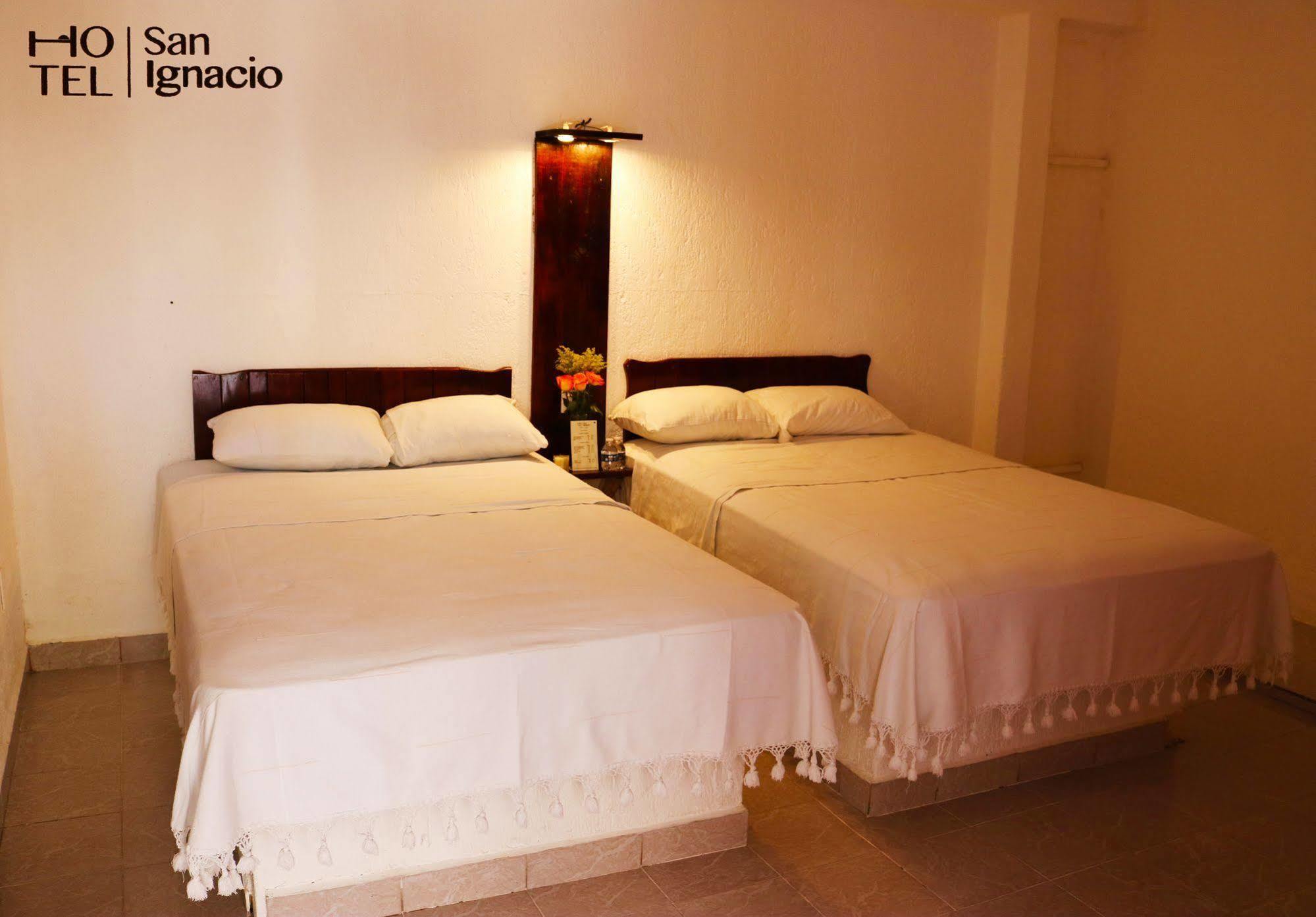 Hotel Villas San Ignacio Плая дел Кармен Екстериор снимка