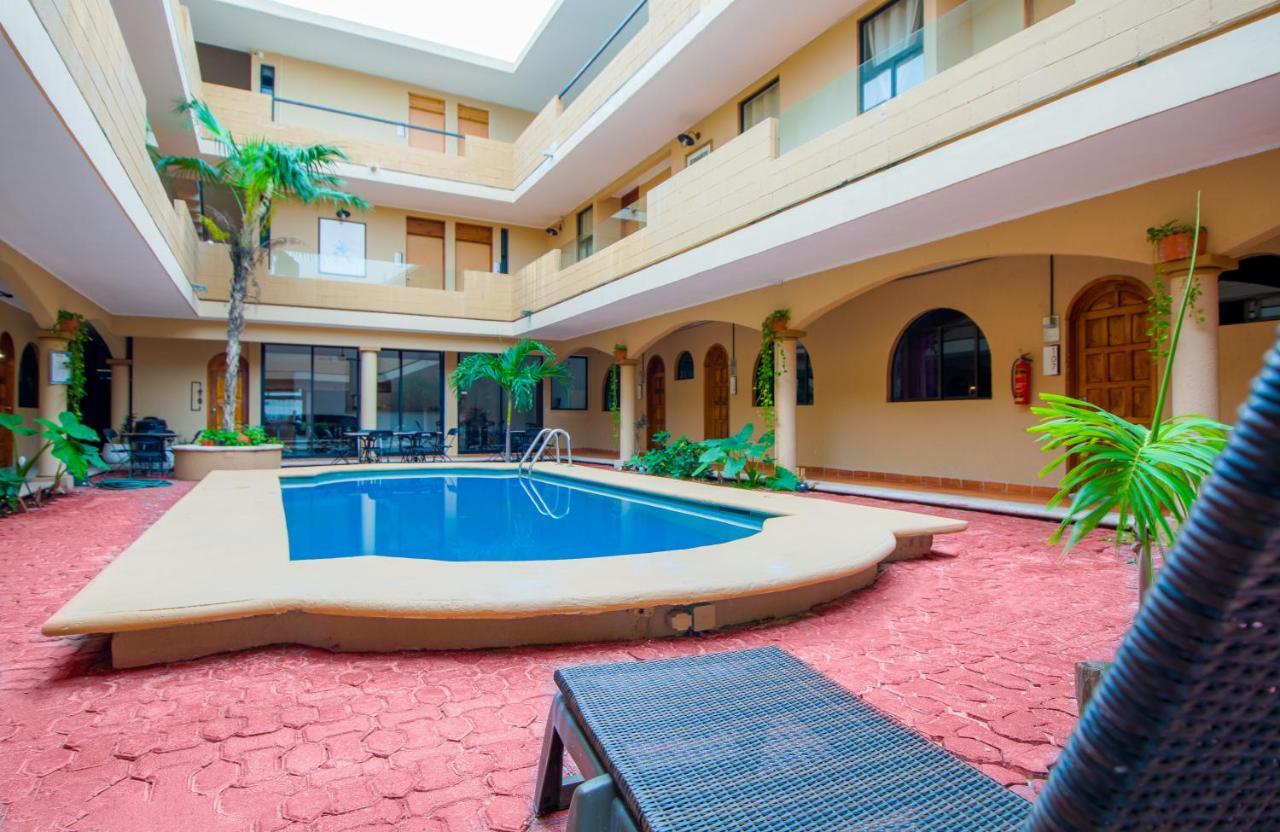 Hotel Villas San Ignacio Плая дел Кармен Екстериор снимка