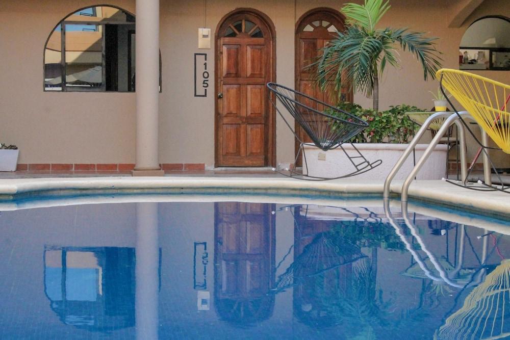 Hotel Villas San Ignacio Плая дел Кармен Екстериор снимка